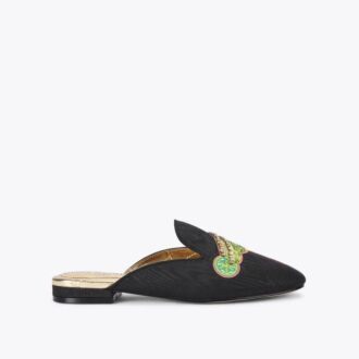 Bestickte Slipper