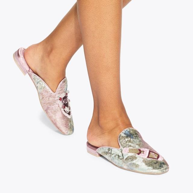 Bestickte Slipper Bestickte Slipper