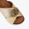 Chelsea-Sandale mit gekreuzten Riemen Chelsea-Sandale mit gekreuzten Riemen