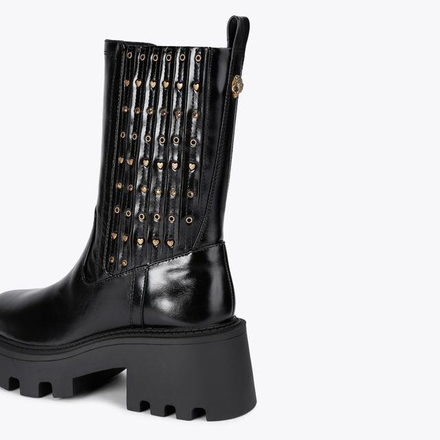Chelsea-Stiefelette mit Nieten Chelsea-Stiefelette mit Nieten