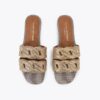 Flache Sandalen mit Kristallkette