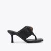 Sandalen mit gepolstertem Absatz Sandalen mit gepolstertem Absatz